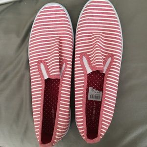 Slip on shoes NWT